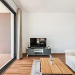 Daire Exclusive Seafront By Pikhost