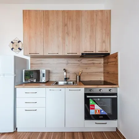 Apartamento Exclusive Seafront By Pikhost