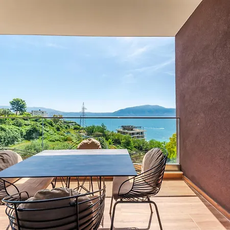 Casa Mare By Pikhost Vlorë