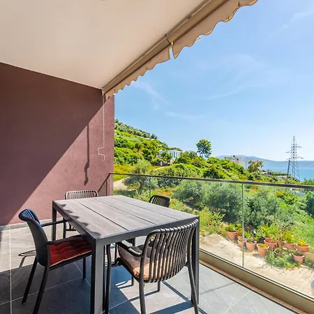 Casa Mare By Pikhost * Vlorë