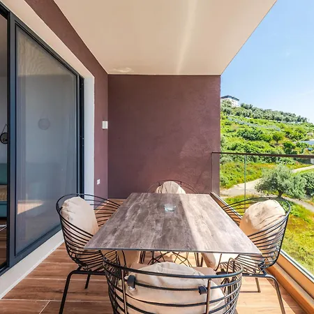 Exclusive Seafront By Pikhost Appartamento Vlorë