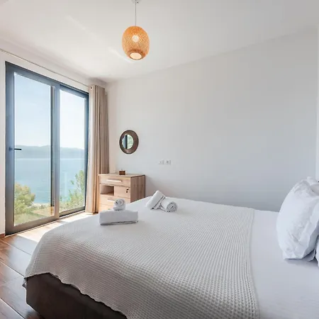 Exclusive Seafront By Pikhost Apartamento *
