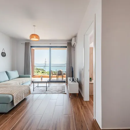 Exclusive Seafront By Pikhost Apartamento
