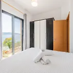 Exclusive Seafront By Pikhost Апартаменты Влёра