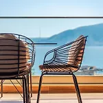 Апартаменты Exclusive Seafront By Pikhost Влёра