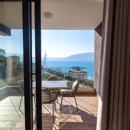 Exclusive Seafront By Pikhost *