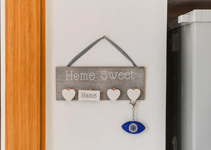 Exclusive Seafront By Pikhost *