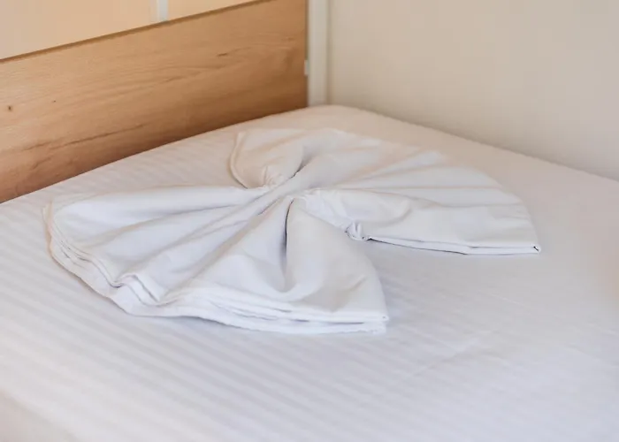 Exclusive Seafront By Pikhost Appartement Vlorë