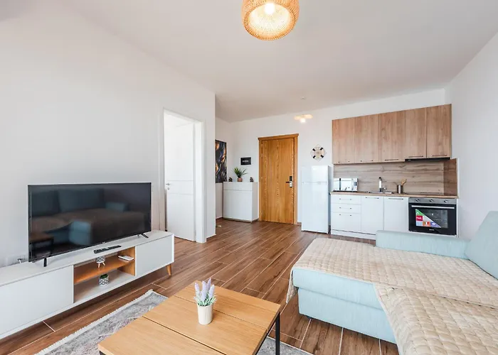 Exclusive Seafront By Pikhost *